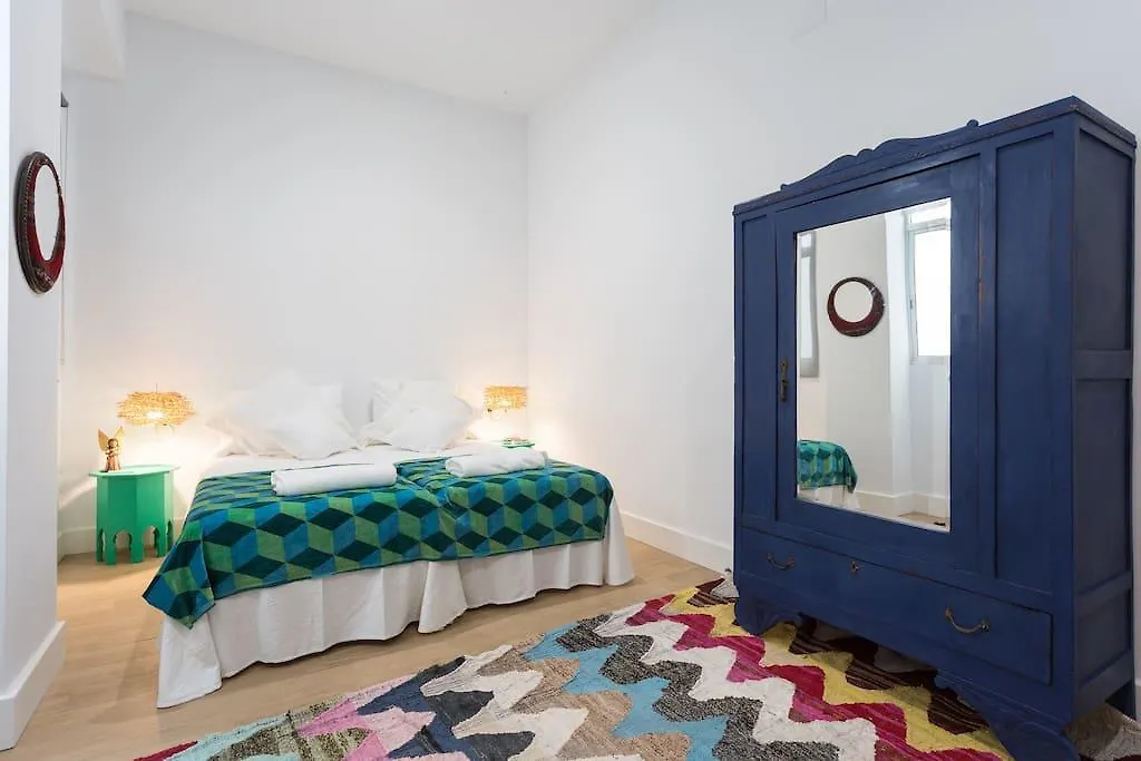 San Bernardo Nine Suites Seville Apartment